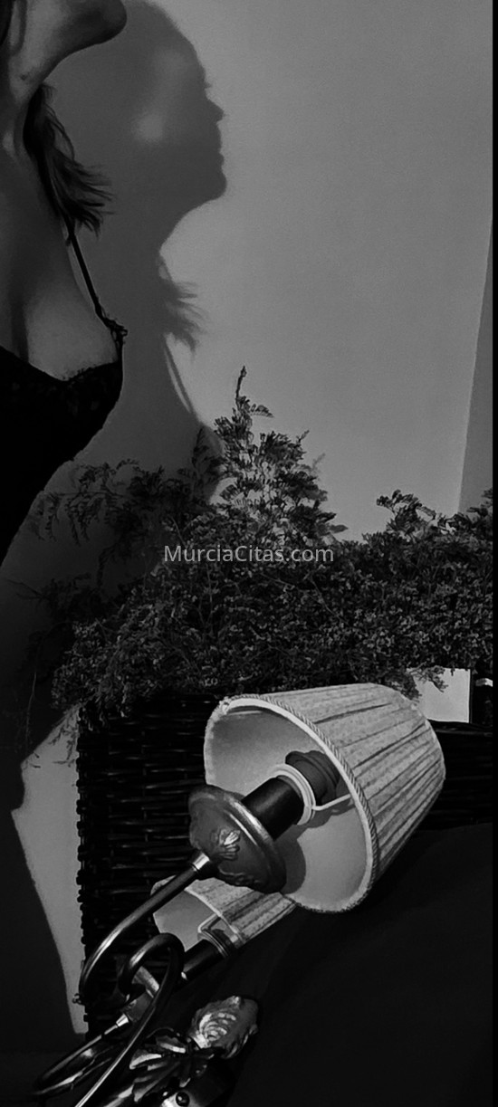 Nube, elegante española. 604401542. Citas en MURCIA, MURCIA. www.murciacitas.com.