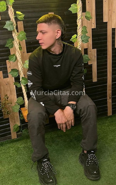 Dominic, atractivo latino . 623121043. Citas en MURCIA, MURCIA. www.murciacitas.com.