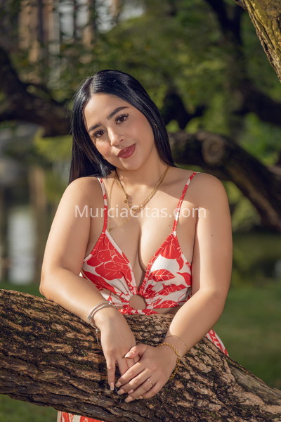 Andrea, enamorada de la ciudad. 634363887. Citas en MURCIA, MURCIA. www.murciacitas.com.