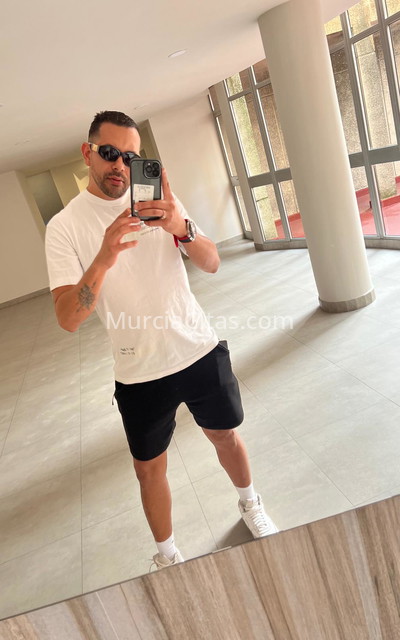 Santiago, latino. 612553224. Citas en MURCIA, MURCIA. www.murciacitas.com.