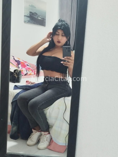 Paola, trans latina muy femenina . 614785985. Citas en MURCIA, MURCIA. www.murciacitas.com.